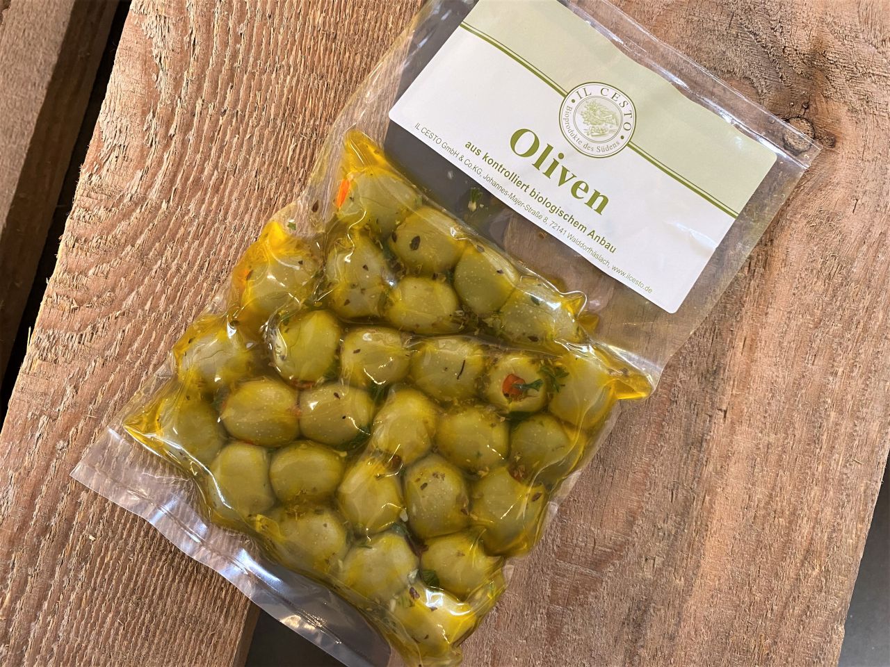 Oliven mit Paprika